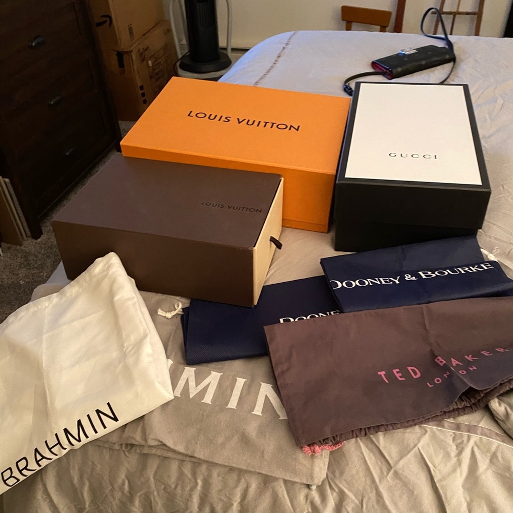 Gucci 2 Louis Vuitton boxes bags covers NEW PRICE